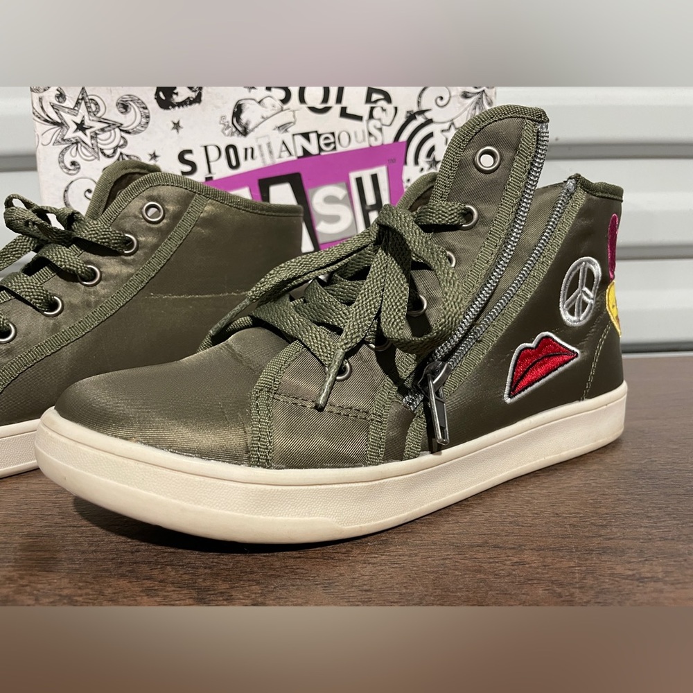 Brash Shoes "Cassidy" Olive Green Military Style Emoji Women's Shoes, Size 7.5 - Picture 7 of 13